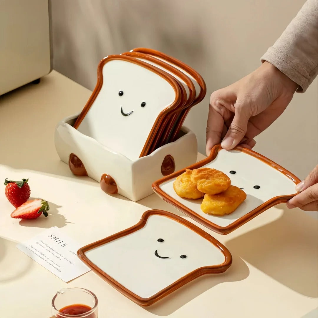 Cute Toast-Shaped Ceramic Dish Set (7 Pieces) with Smiling Faces and Storage Box – Kawaii-Style Fruit and Dessert Plates for Breakfast or Afternoon Tea – Kitchen Decor &amp; Tableware