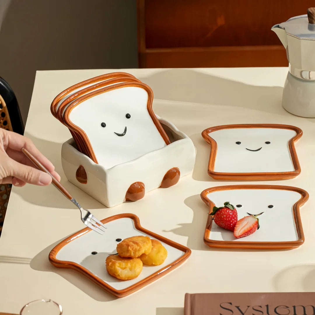 Cute Toast-Shaped Ceramic Dish Set (7 Pieces) with Smiling Faces and Storage Box – Kawaii-Style Fruit and Dessert Plates for Breakfast or Afternoon Tea – Kitchen Decor &amp; Tableware